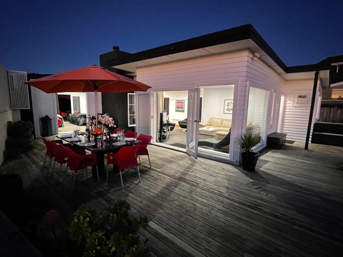 Ocean Front East End Beach House ニュープリマス エクステリア 写真